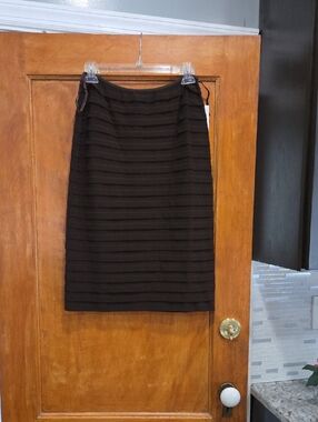Ribbed Dark Brown Pencil Skirt